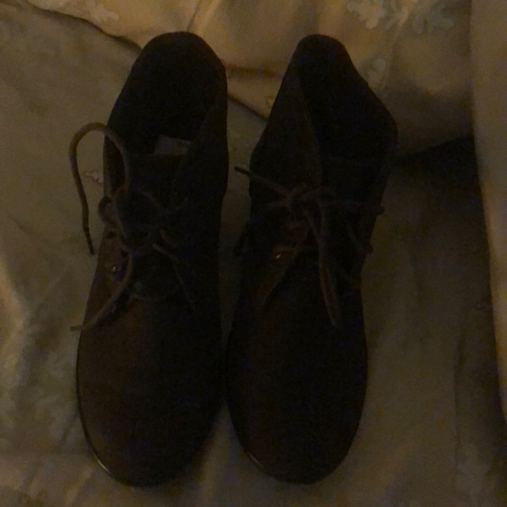 Brown ankle boots